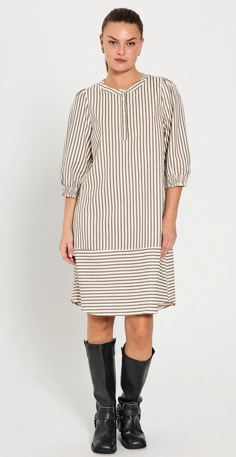 Aby kjole med striber morel w. off-white