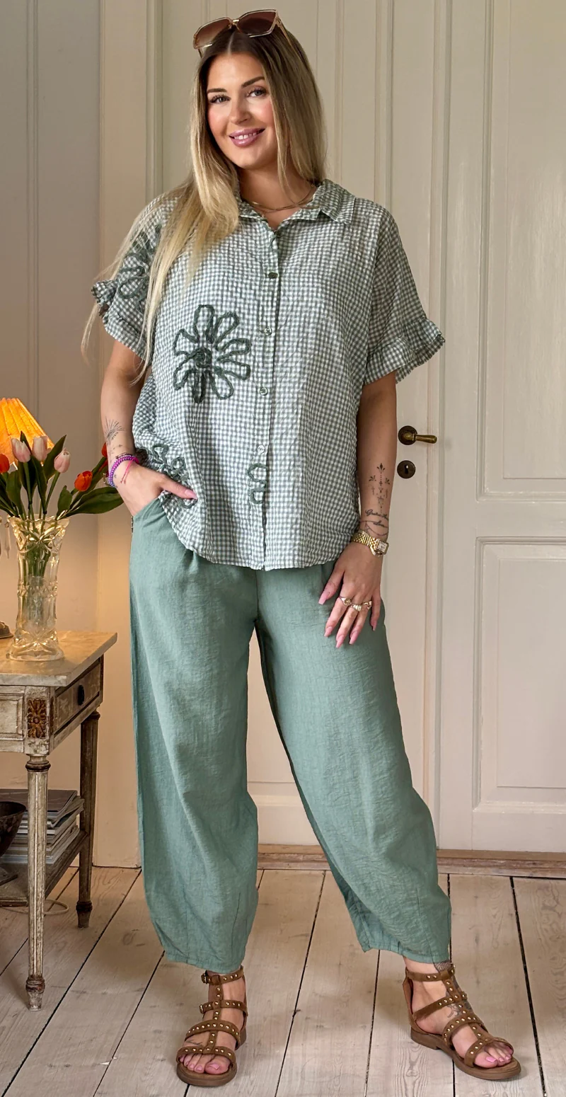 Alana bukser med skrålommer og barrel-fit militare LikeLondon - Image 8