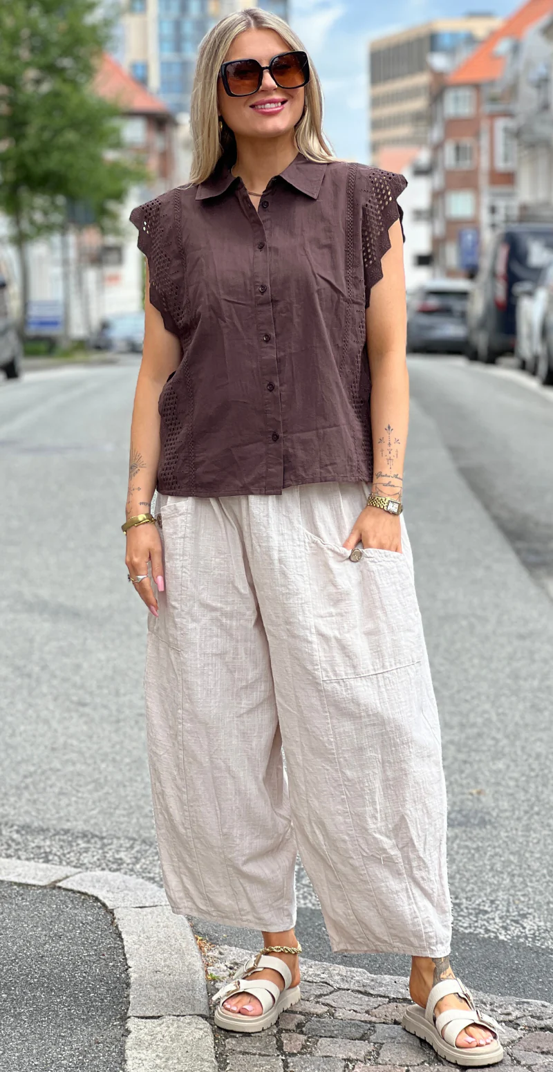 Bina bluse med broderi anglaise coffee bean Freequent - Image 4