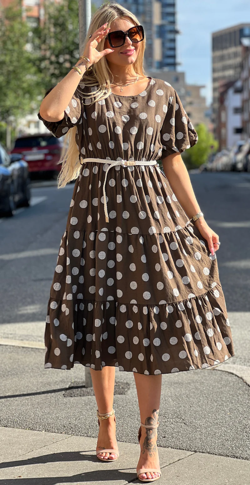 Elly kjole med dots og peplum brun LikeLondon - Image 2