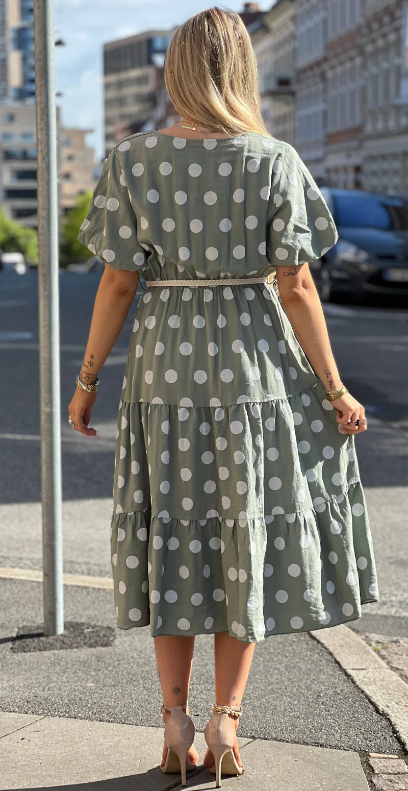 Elly kjole med dots og peplum khaki LikeLondon - Image 8