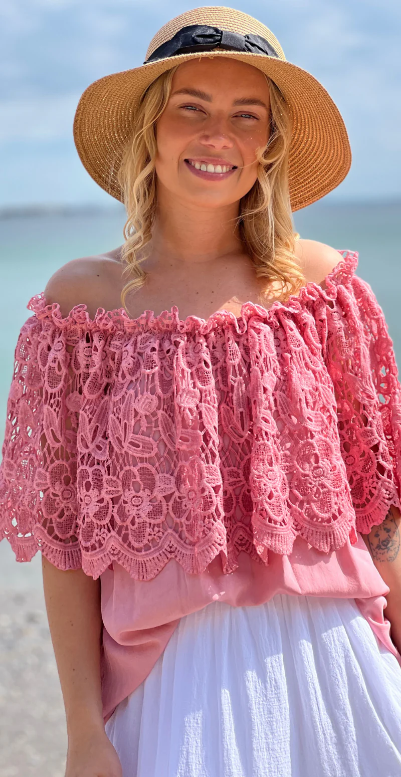 Elsa bluse uden ærmer og blondekappe pink LikeLondon - Image 7