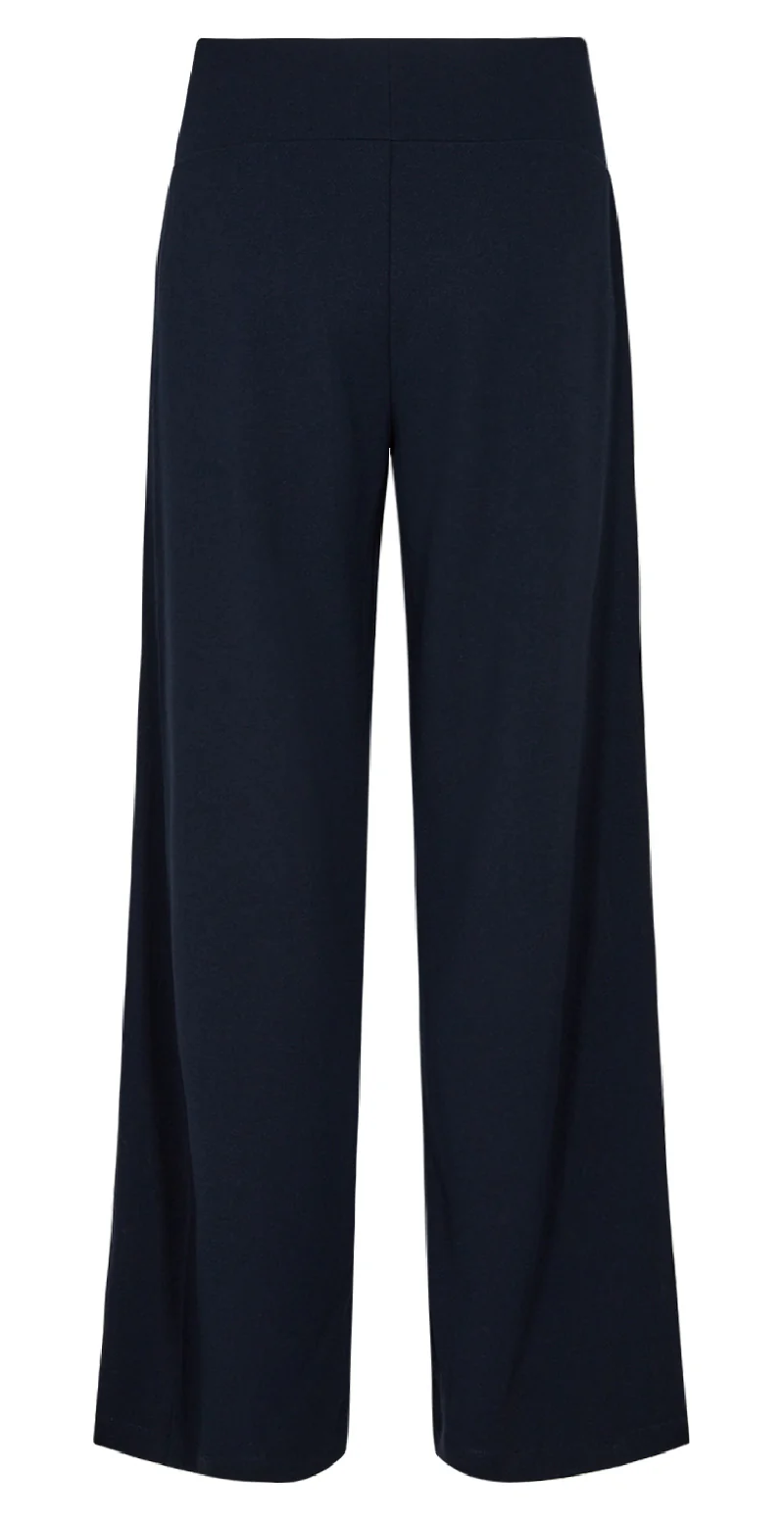Emily buks med vidde navy - Image 12
