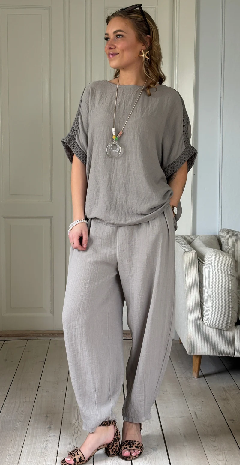Ethel bluse med hæklede detaljer og halskæde fango LikeLondon - Image 6