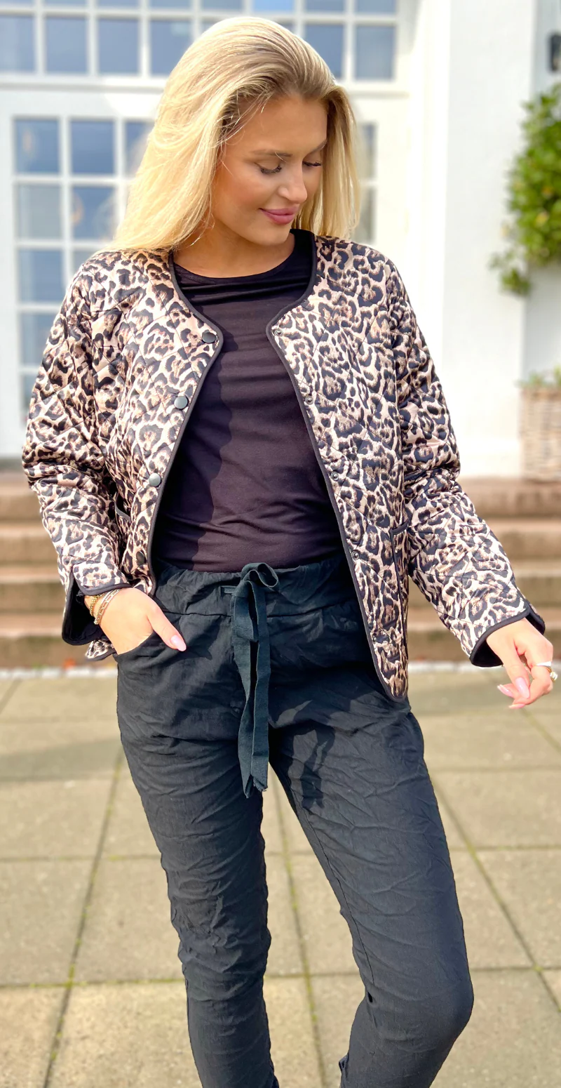 Fia jakke med lommer og leopardprint sort - Image 2
