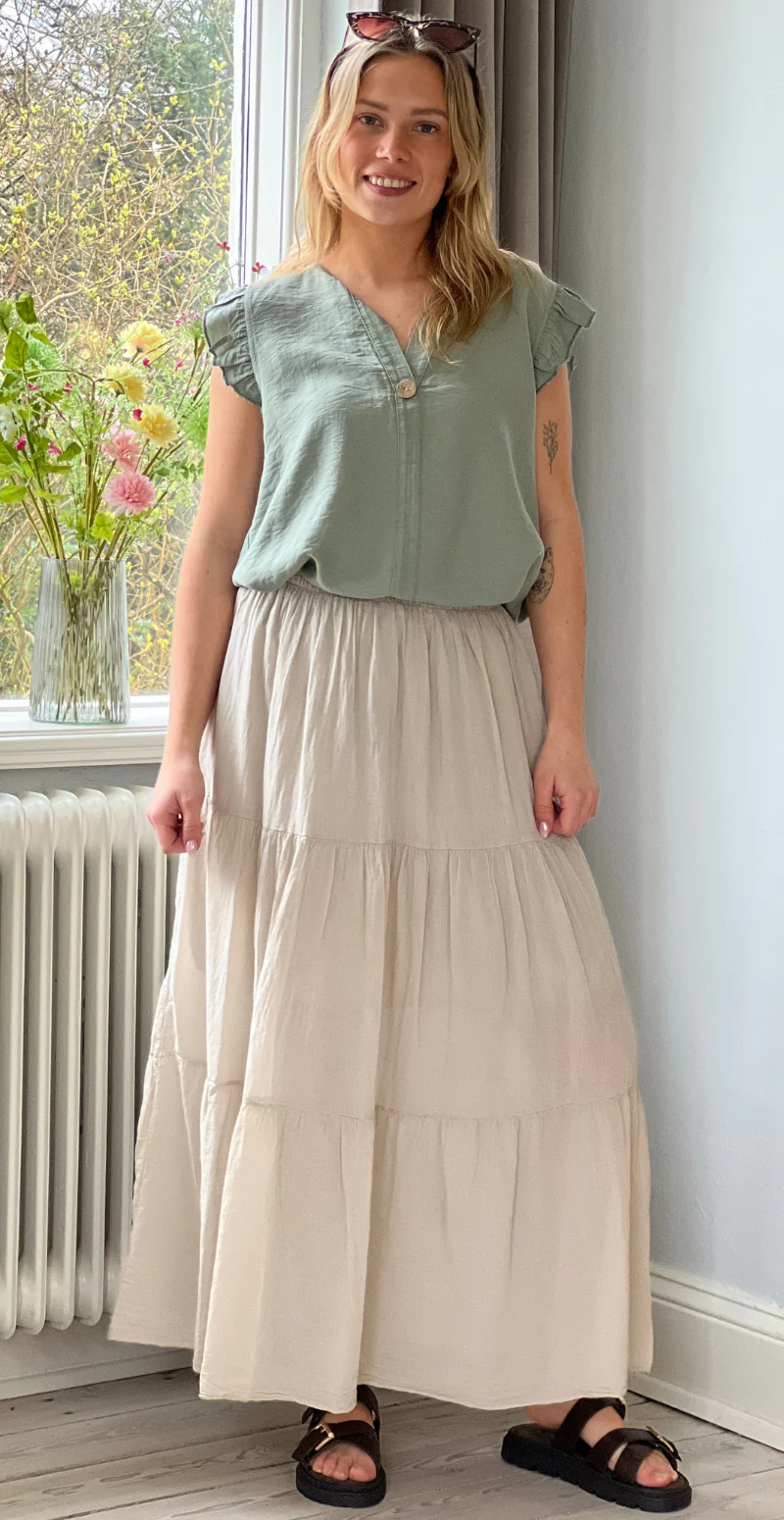 Gigi lang nederdel med peplum beige LikeLondon - Image 3