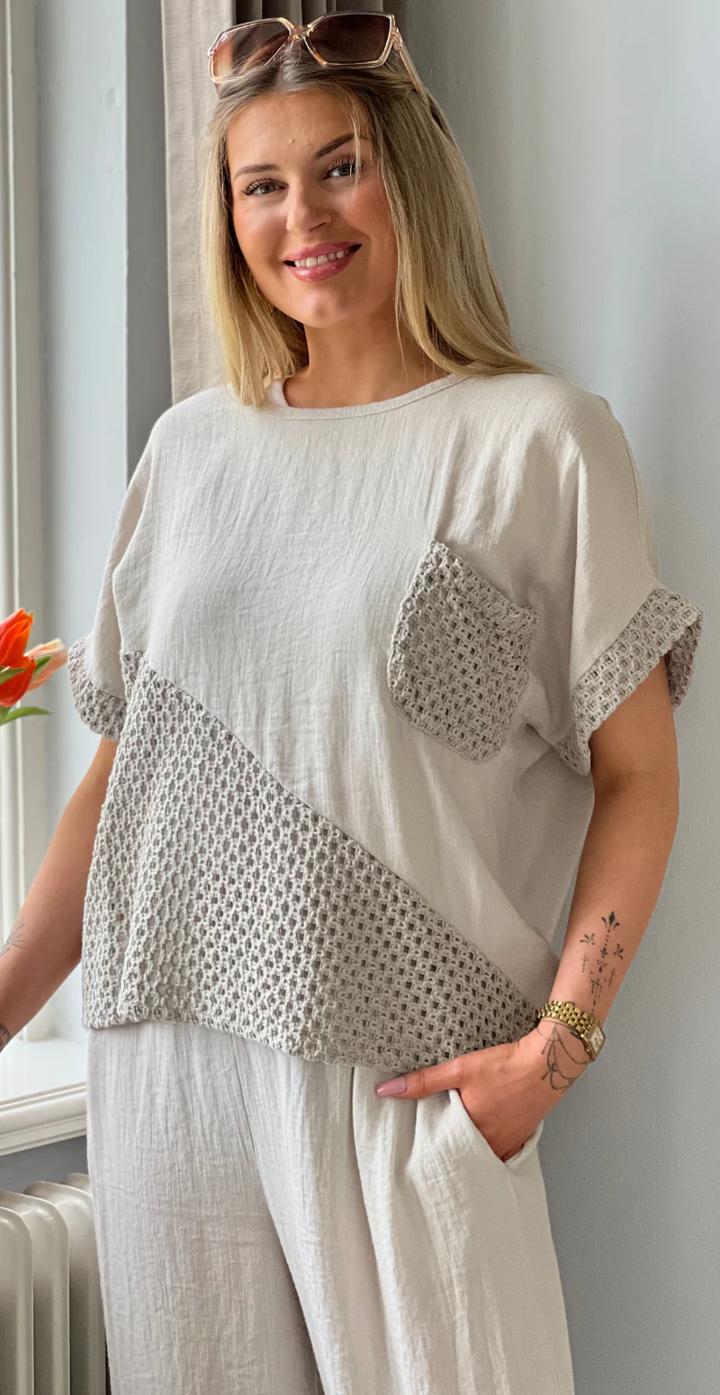 Gladys bluse med kort ærme og hæklede detaljer beige LikeLondon - Image 8