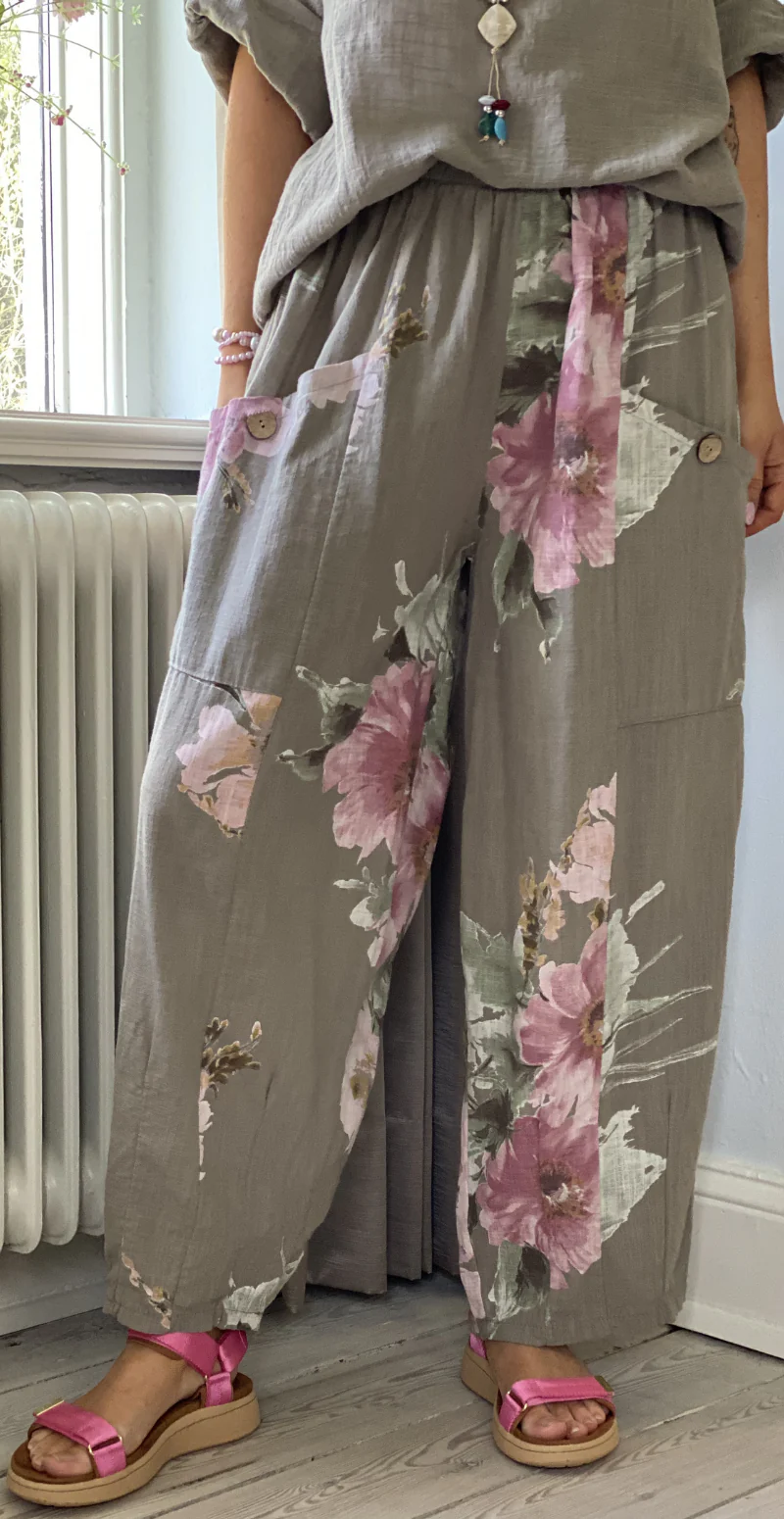 Gwen bukser med blomsterprint og lommer fango LikeLondon - Image 2