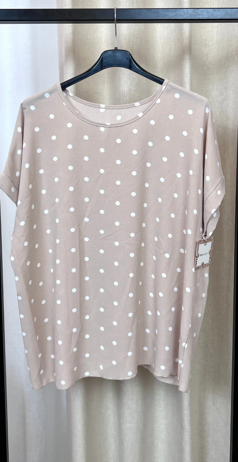 Helene sæt med polkaprikker bluse og bukser beige LikeLondon - Image 5