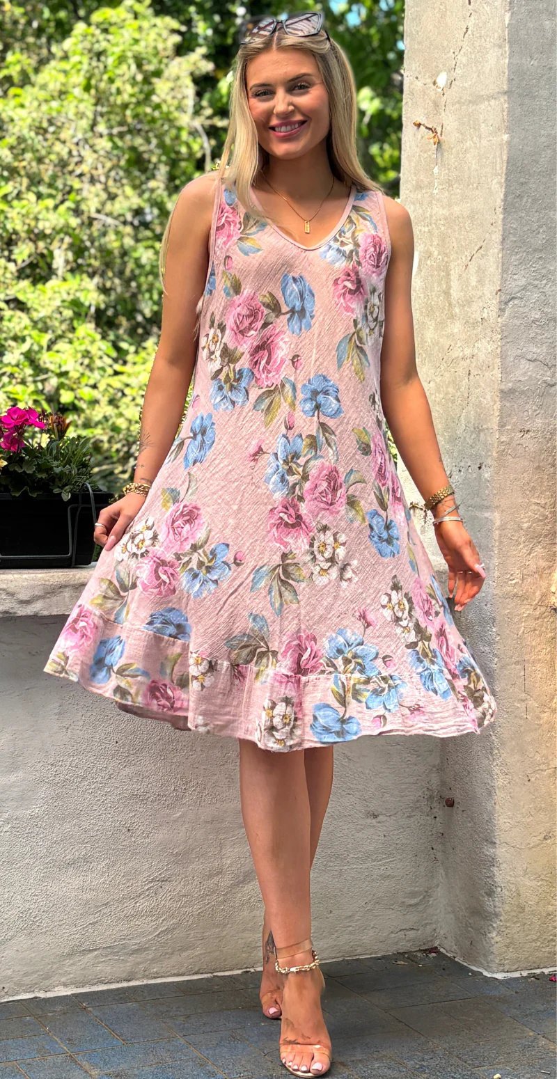 Forudbestil uge 29 Iben kjole med blomsterprint og peplum rosa LikeLondon - Image 2