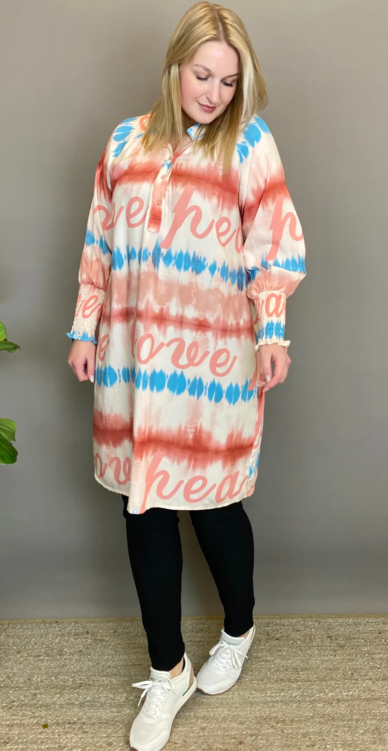 Kjole med smock detalje på ærmet rosa - Image 2