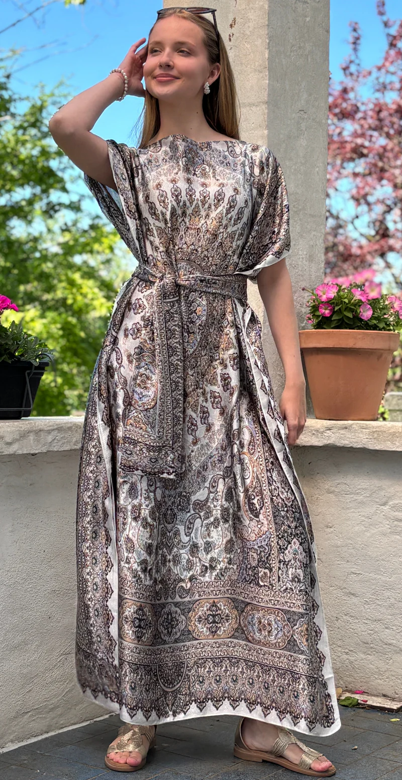 Lang sarong med paisley mønster hvid LikeLondon