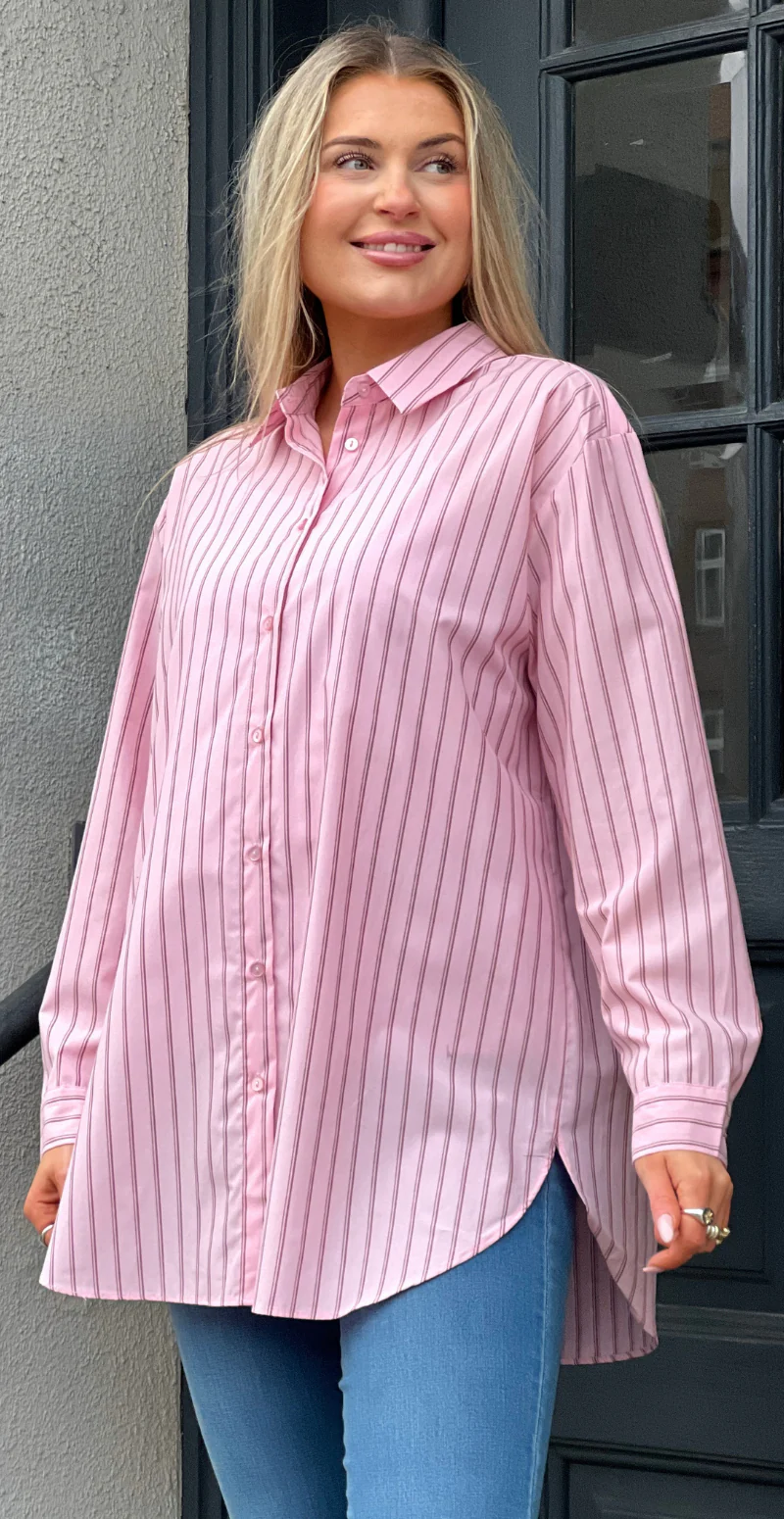 Maribella skjortebluse med striber lyserød LikeLondon - Image 3