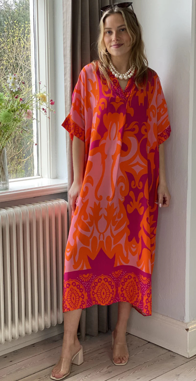 Melia kjole med mønster pink/orange LikeLondon - Image 5
