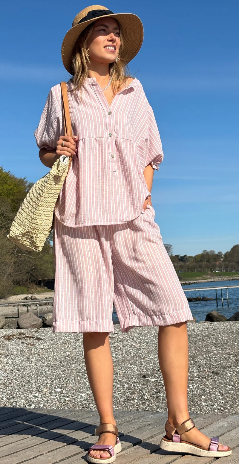 Merle stribet shorts med fletbælte rosa LikeLondon - Image 5