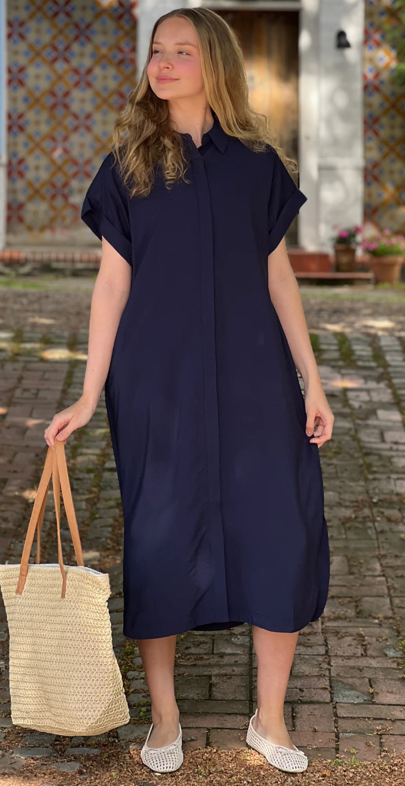 Nanina gennemknappet kjole med slids navy blazer Freequent - Image 2