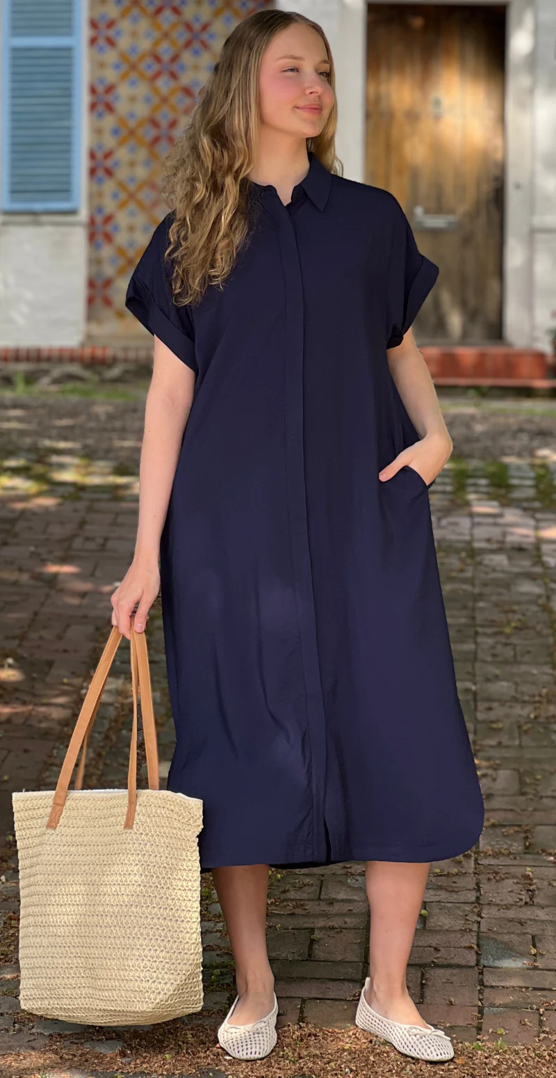 Nanina gennemknappet kjole med slids navy blazer Freequent - Image 4