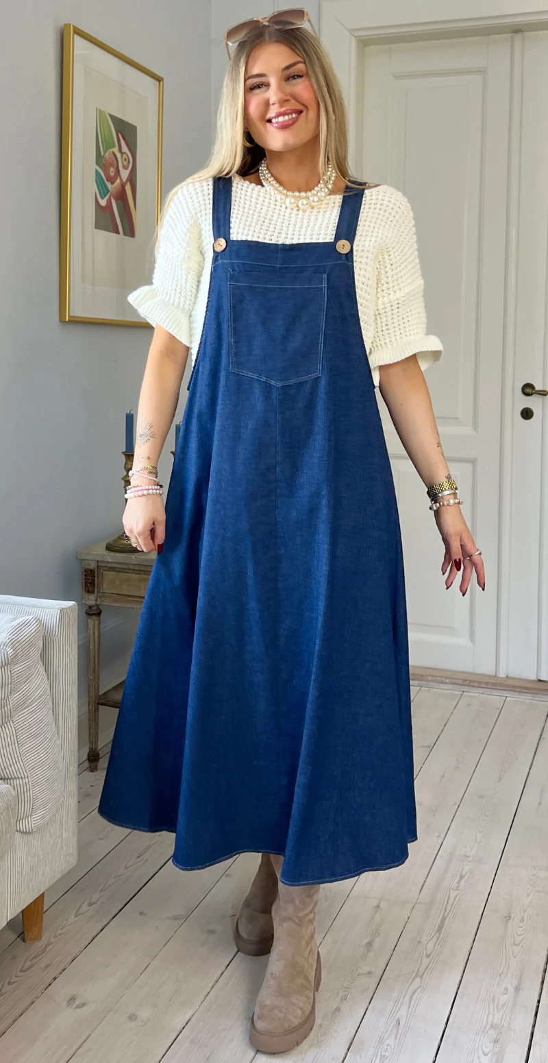 Noel denimspencer med træknapper og lomme dark jeans LikeLondon - Image 2