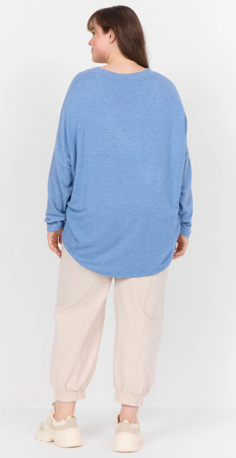 Pullover med v-udskæring blå - Image 5