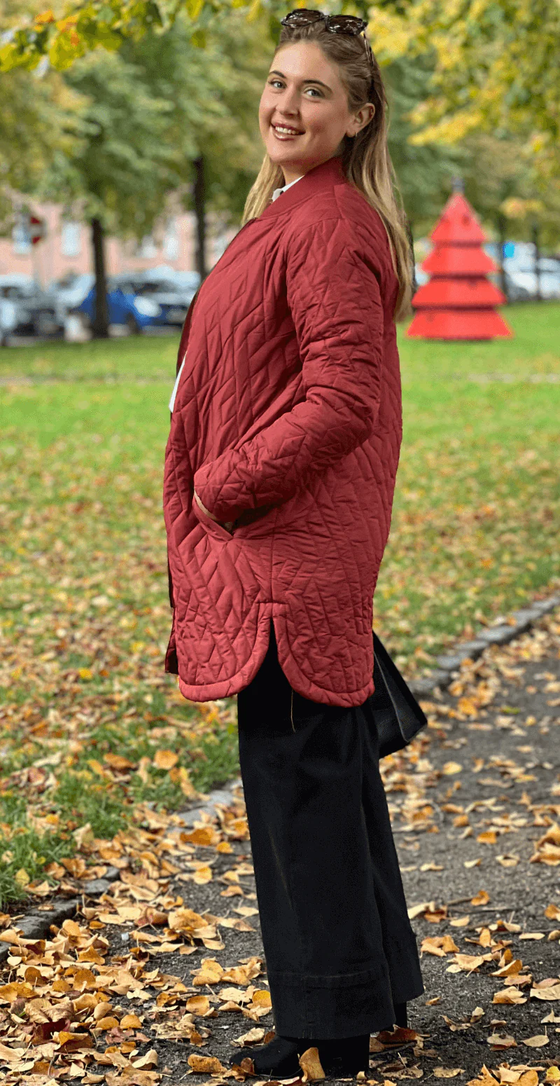 Quiltet jakke med lommer rust - Image 3