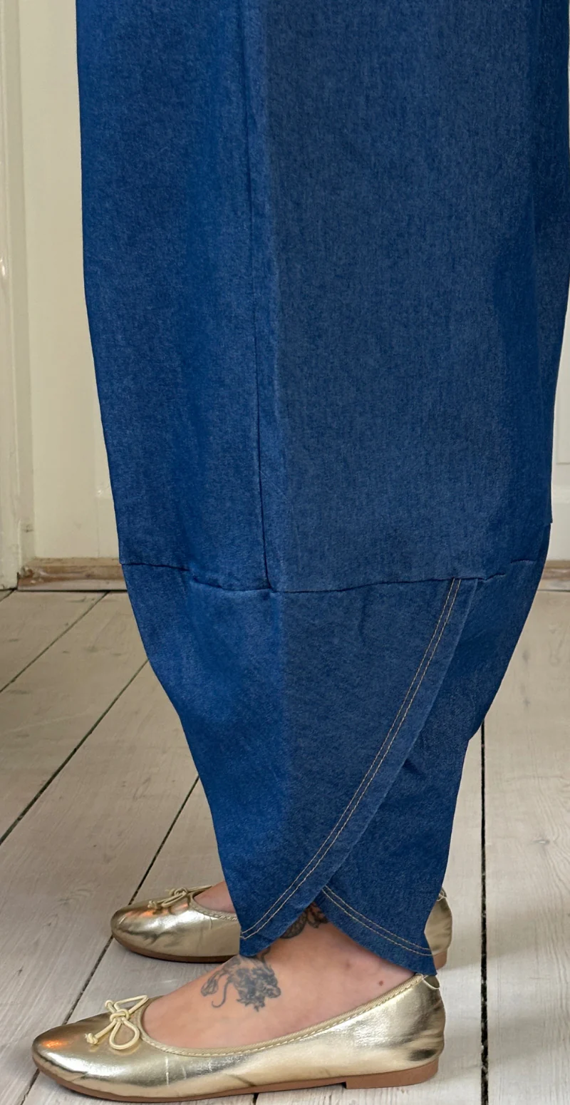 Rosia denimbukser med slids og lommer foran dark blue LikeLondon - Image 6