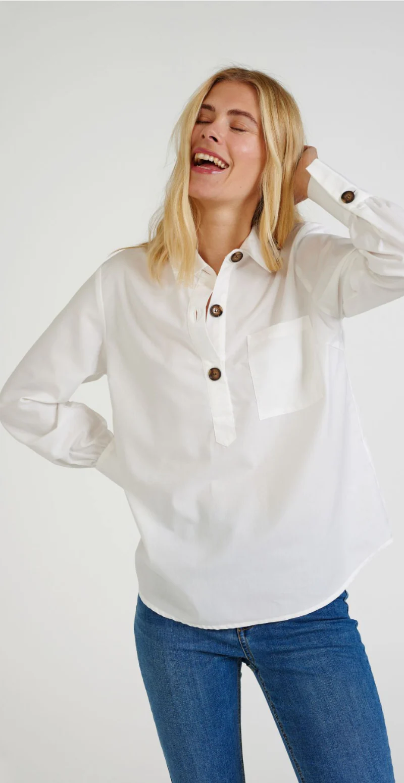 Flynn skjorte med stolpelukning Offwhite FreeQuent - Image 4