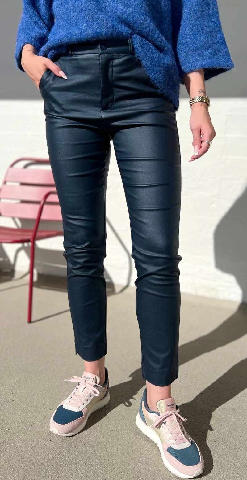 Solvej læderlook cooper ankelbuks navy - Image 4