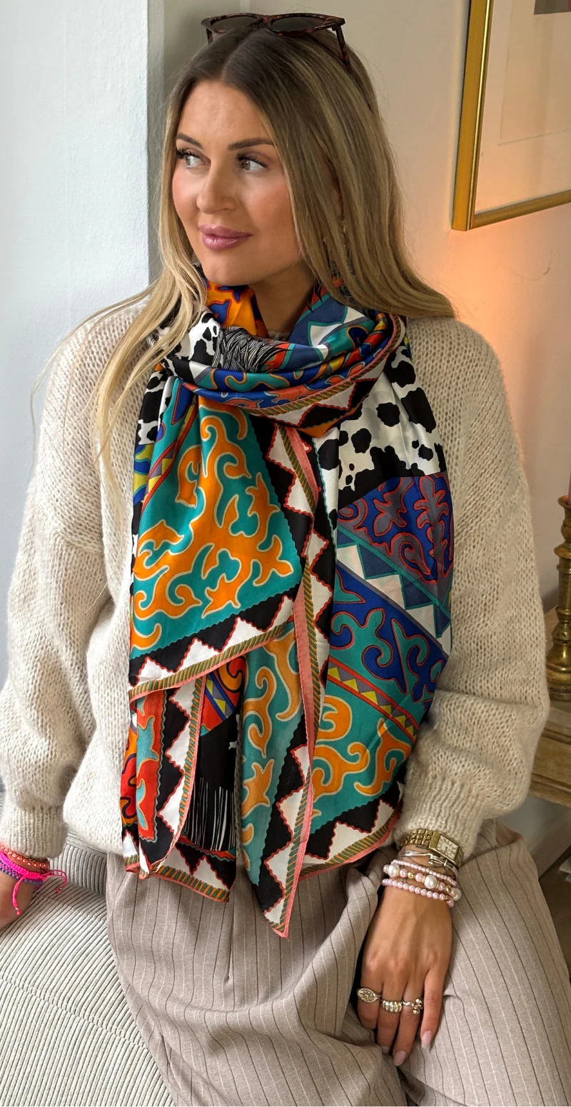 Tørklæde i silk-look med motiv af hest sort/hvid LikeLondon - Image 5