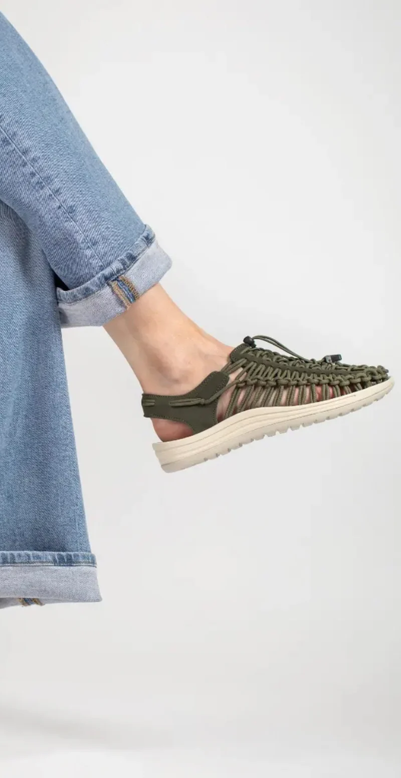 Trendy sandal khaki