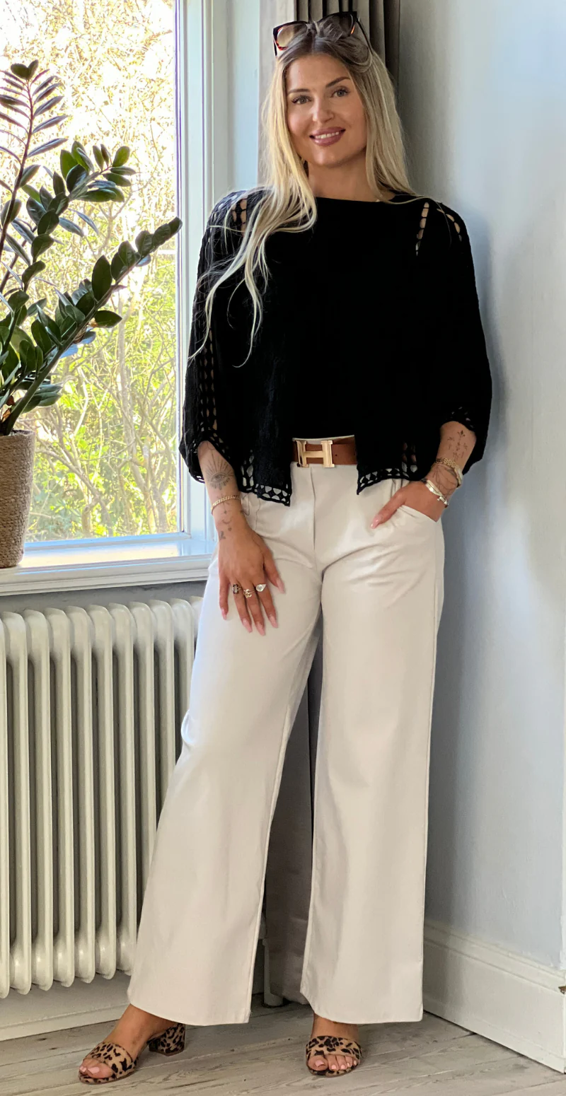 Vivi blonde cardigan med hæklede detaljer sort LikeLondon - Image 3